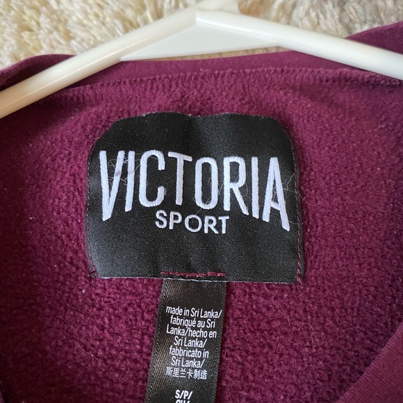 Victoria Sport sweatshirt - Picture 3 of 4